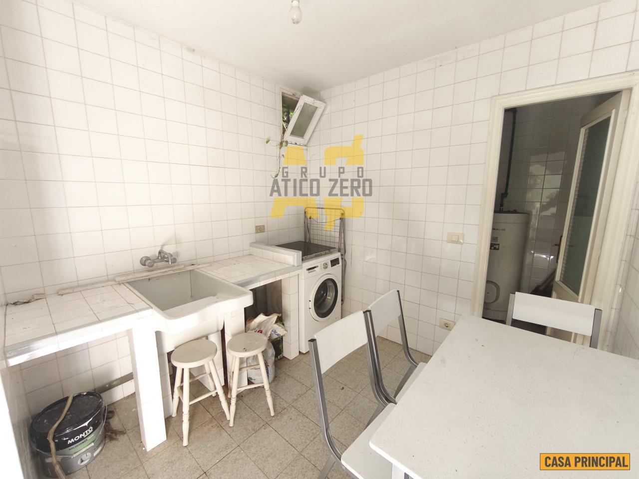 House for Sale in Cangas