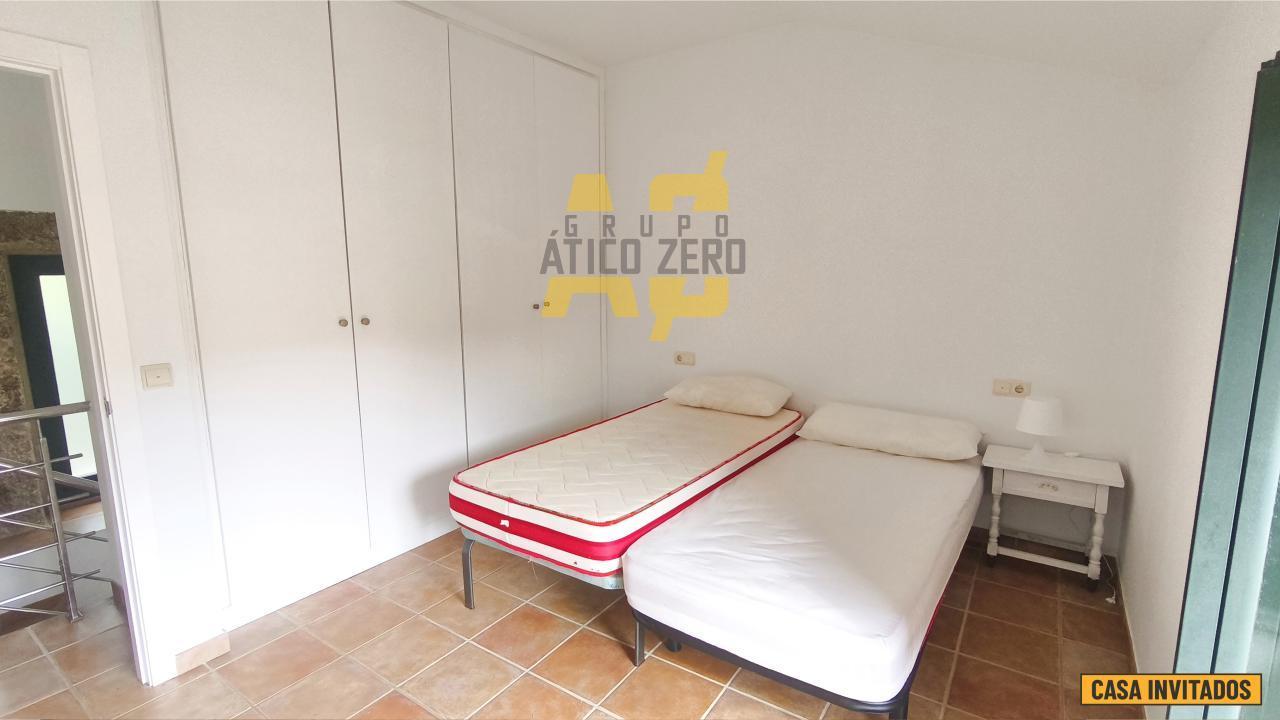 House for Sale in Cangas