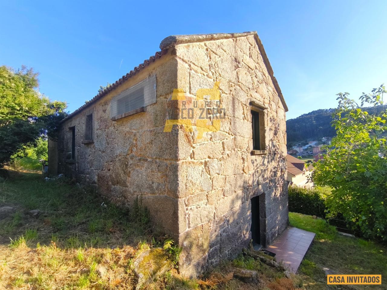 House for Sale in Cangas