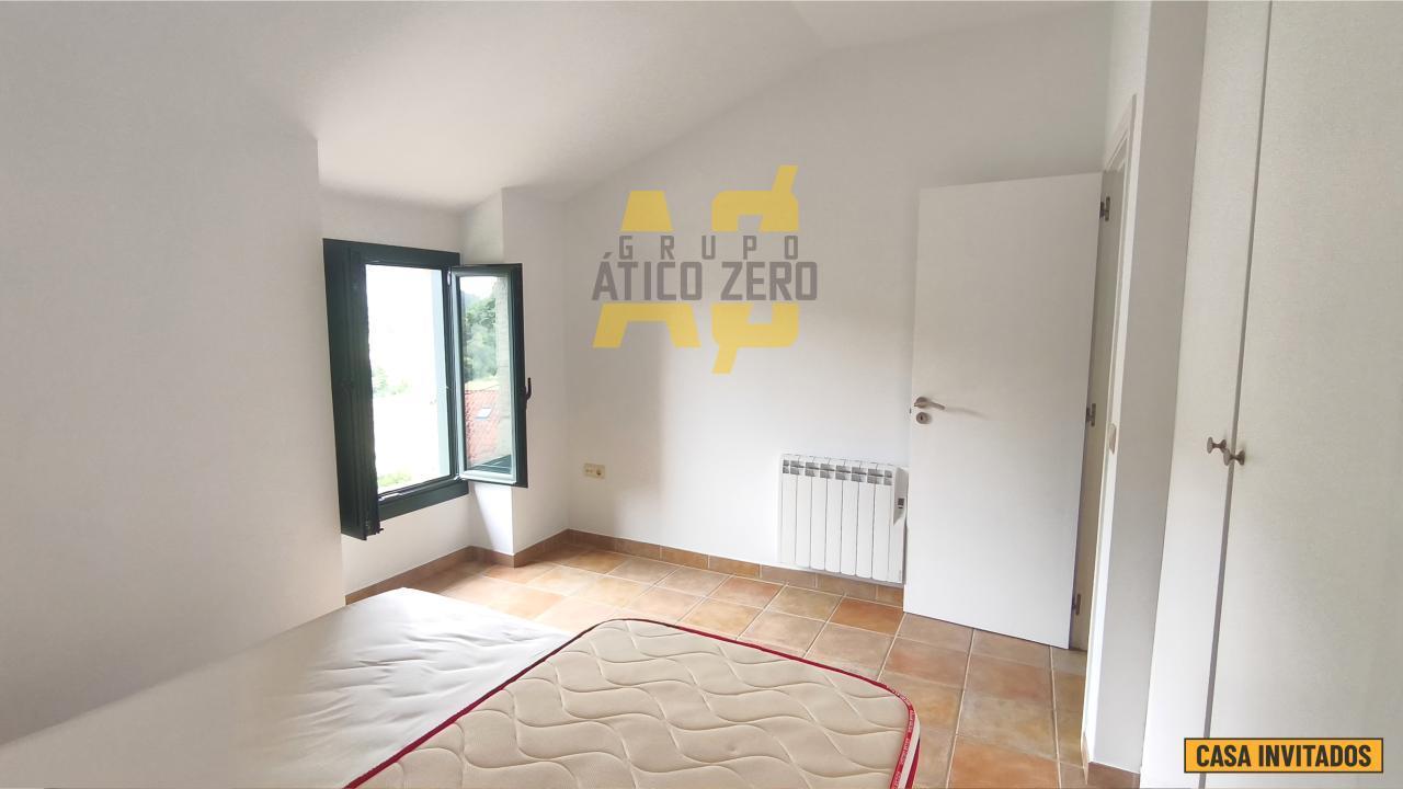 House for Sale in Cangas