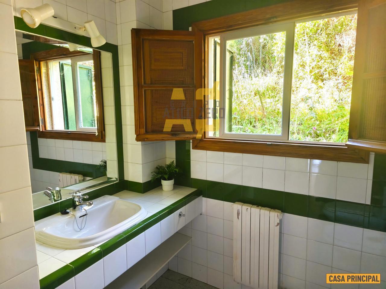 House for Sale in Cangas