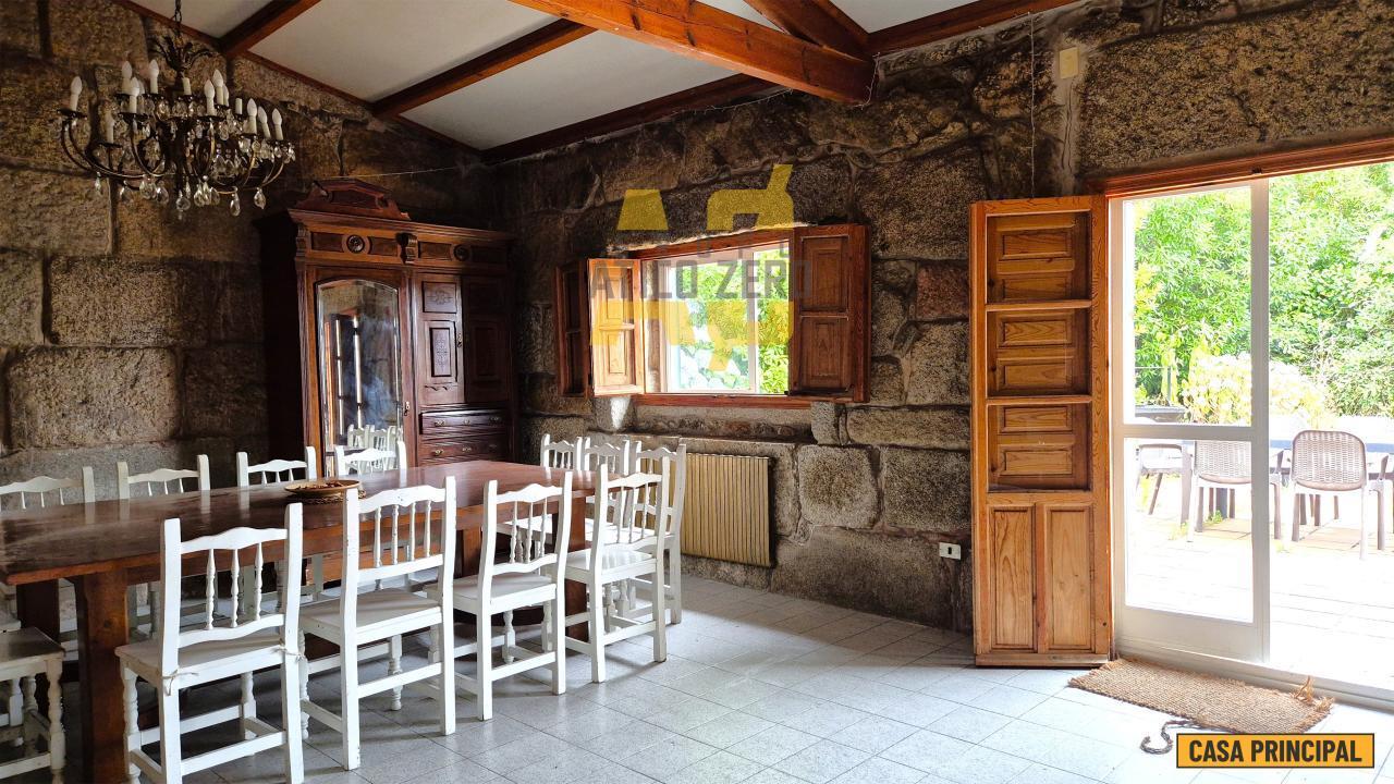 House for Sale in Cangas