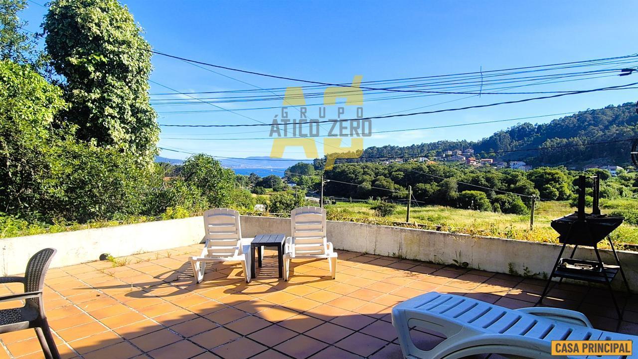 House for Sale in Cangas
