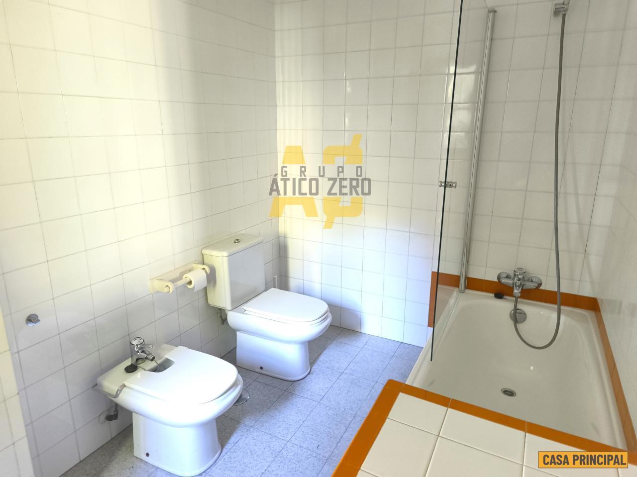 House for Sale in Cangas