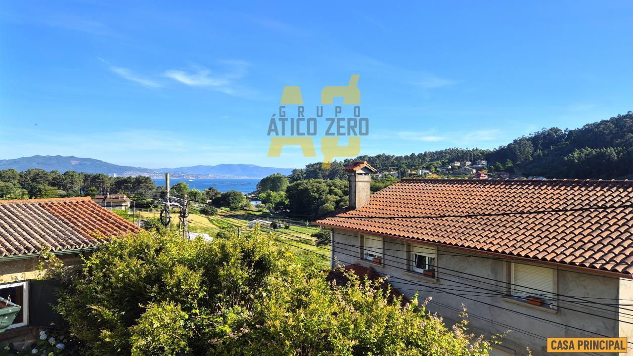 House for Sale in Cangas