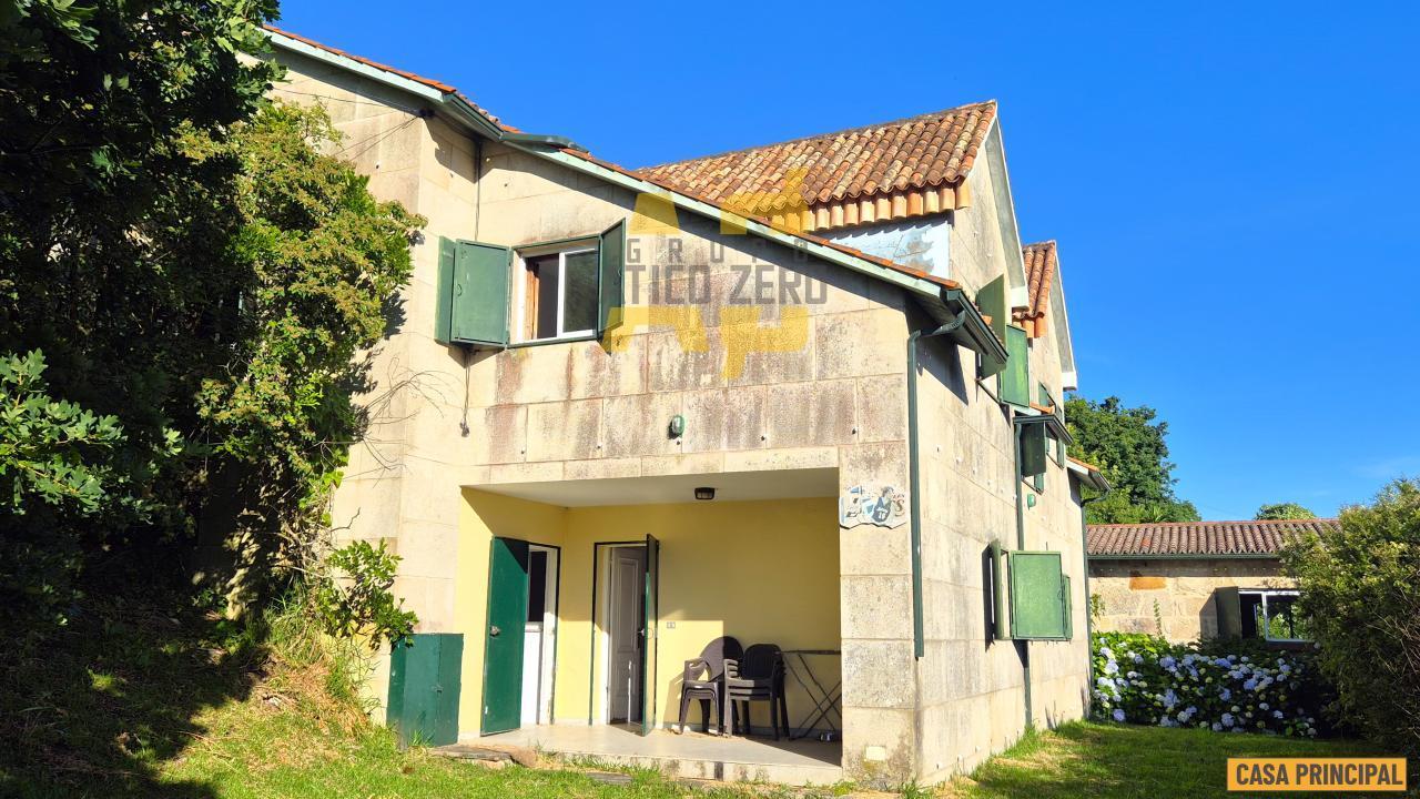 House for Sale in Cangas