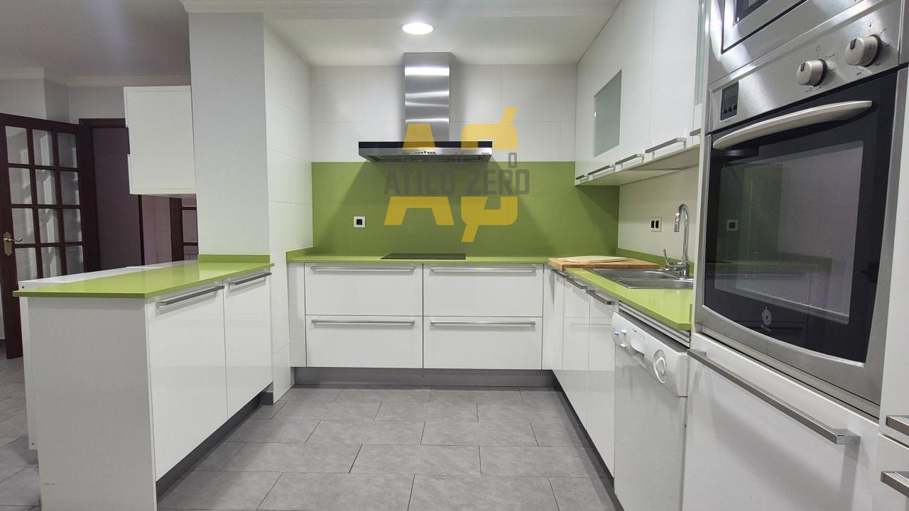 Flat for Sale in Vigo