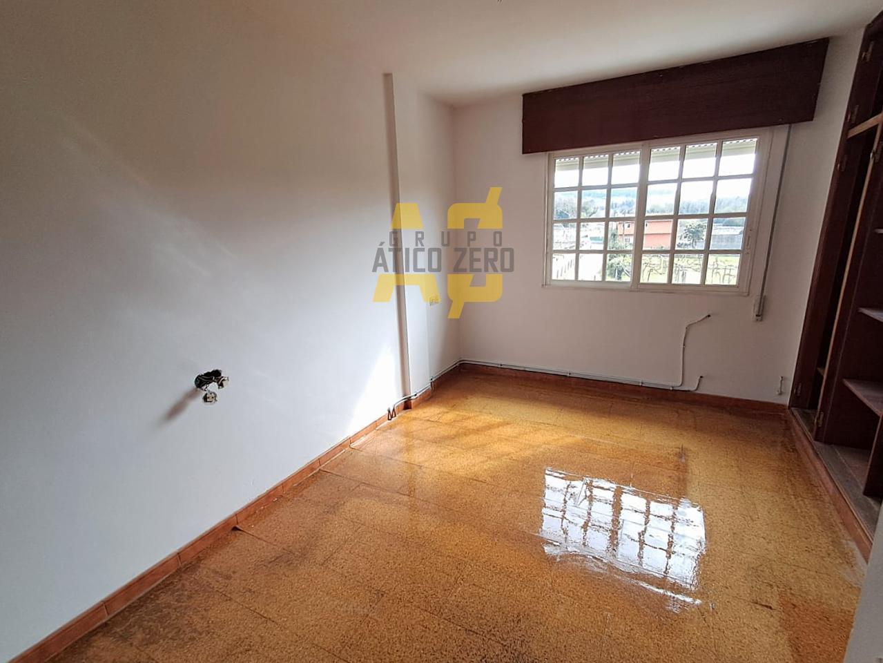 Chalet for Sale in Sanxenxo
