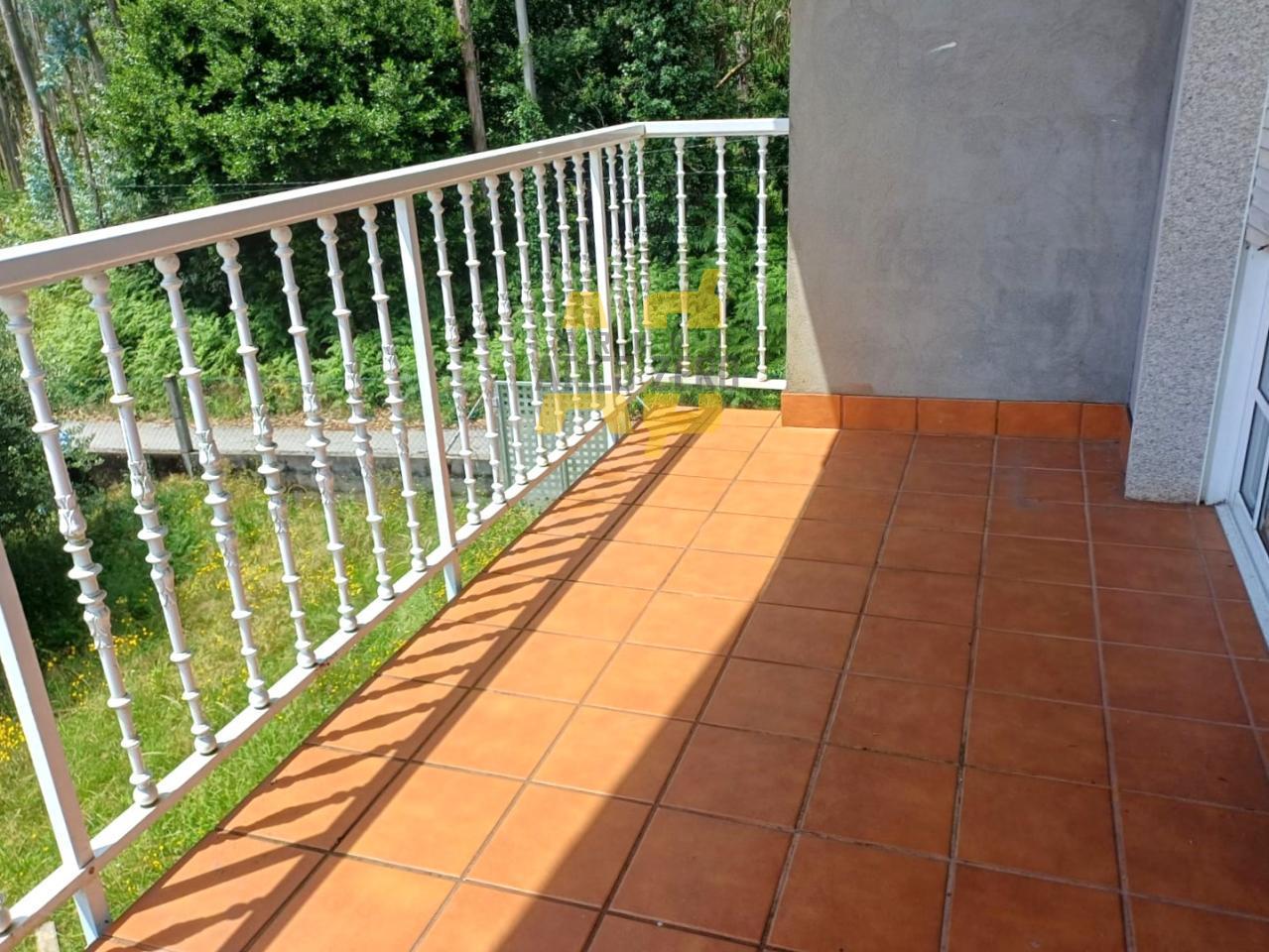 Chalet for Sale in Sanxenxo