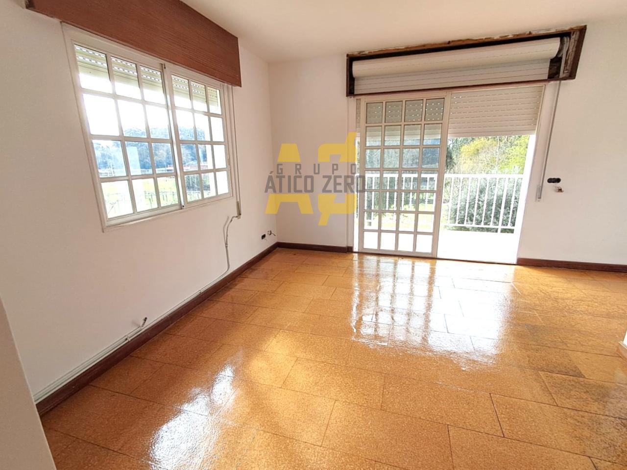 Chalet for Sale in Sanxenxo