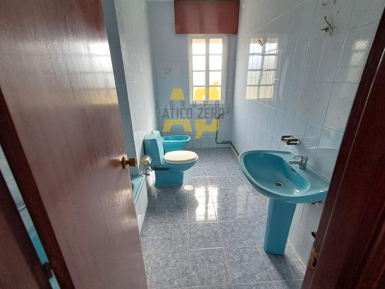 Chalet for Sale in Sanxenxo