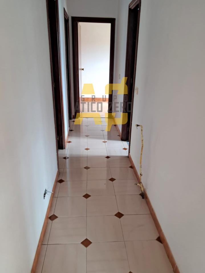 Chalet for Sale in Sanxenxo