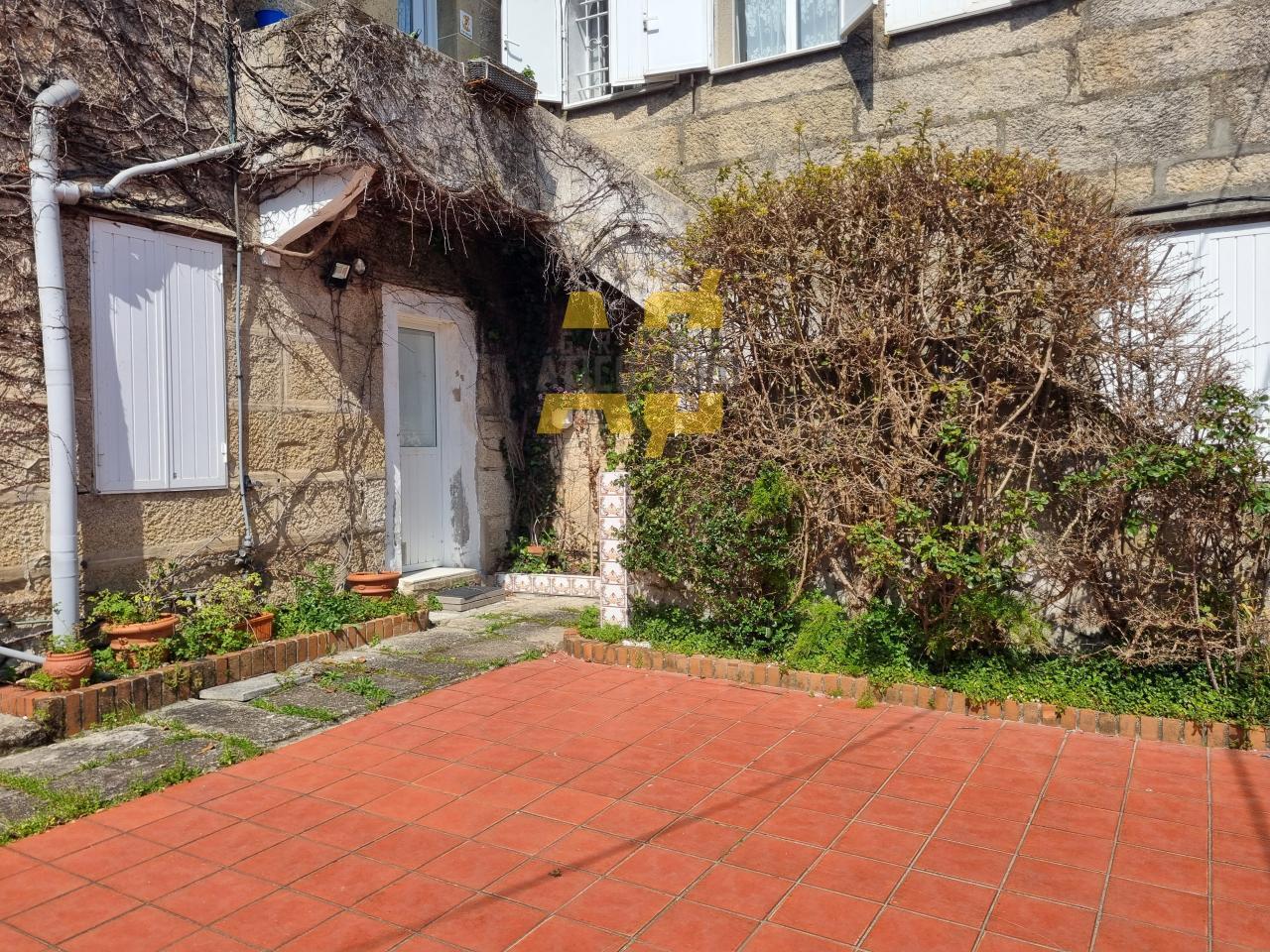 Villa for Sale in Nigrán