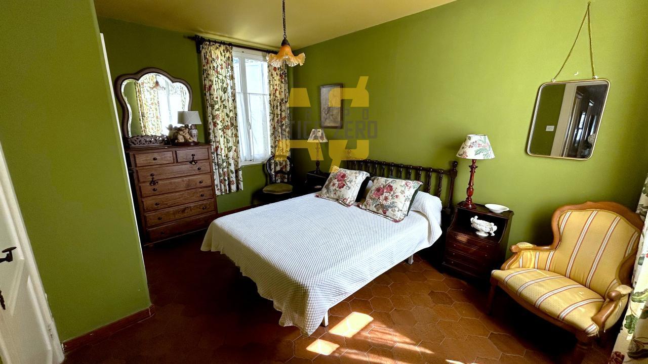 Villa for Sale in Nigrán
