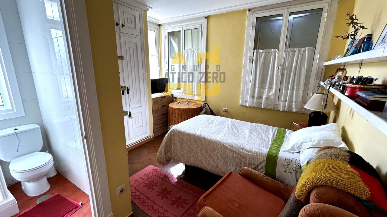 Villa for Sale in Nigrán