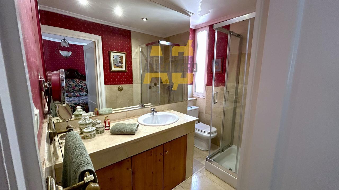 Villa for Sale in Nigrán