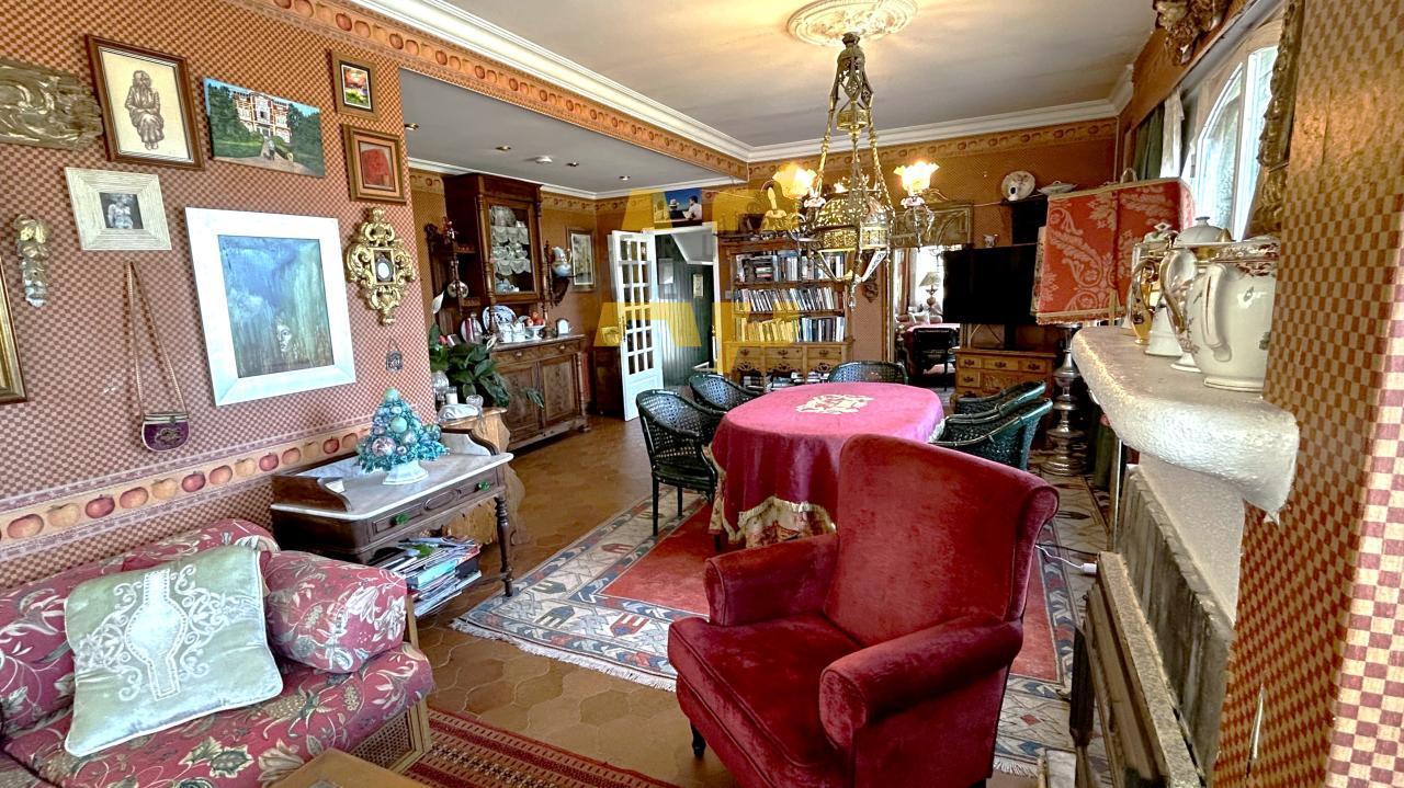 Villa for Sale in Nigrán