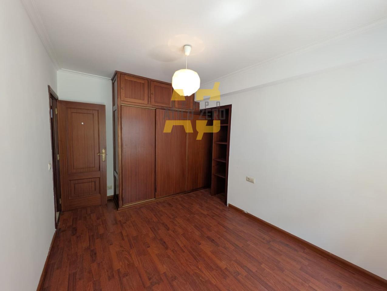Flat for Sale in Vigo