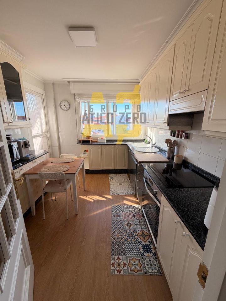 Flat for Sale in Vigo