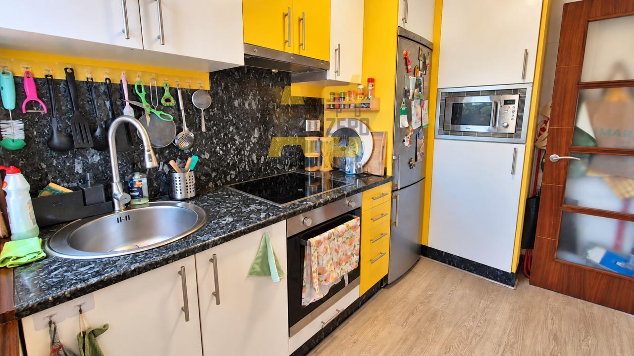 Flat for Sale in Nigrán