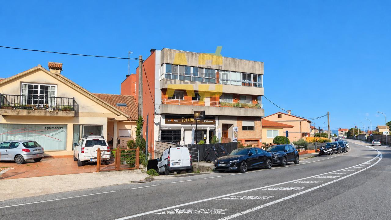 Flat for Sale in Nigrán