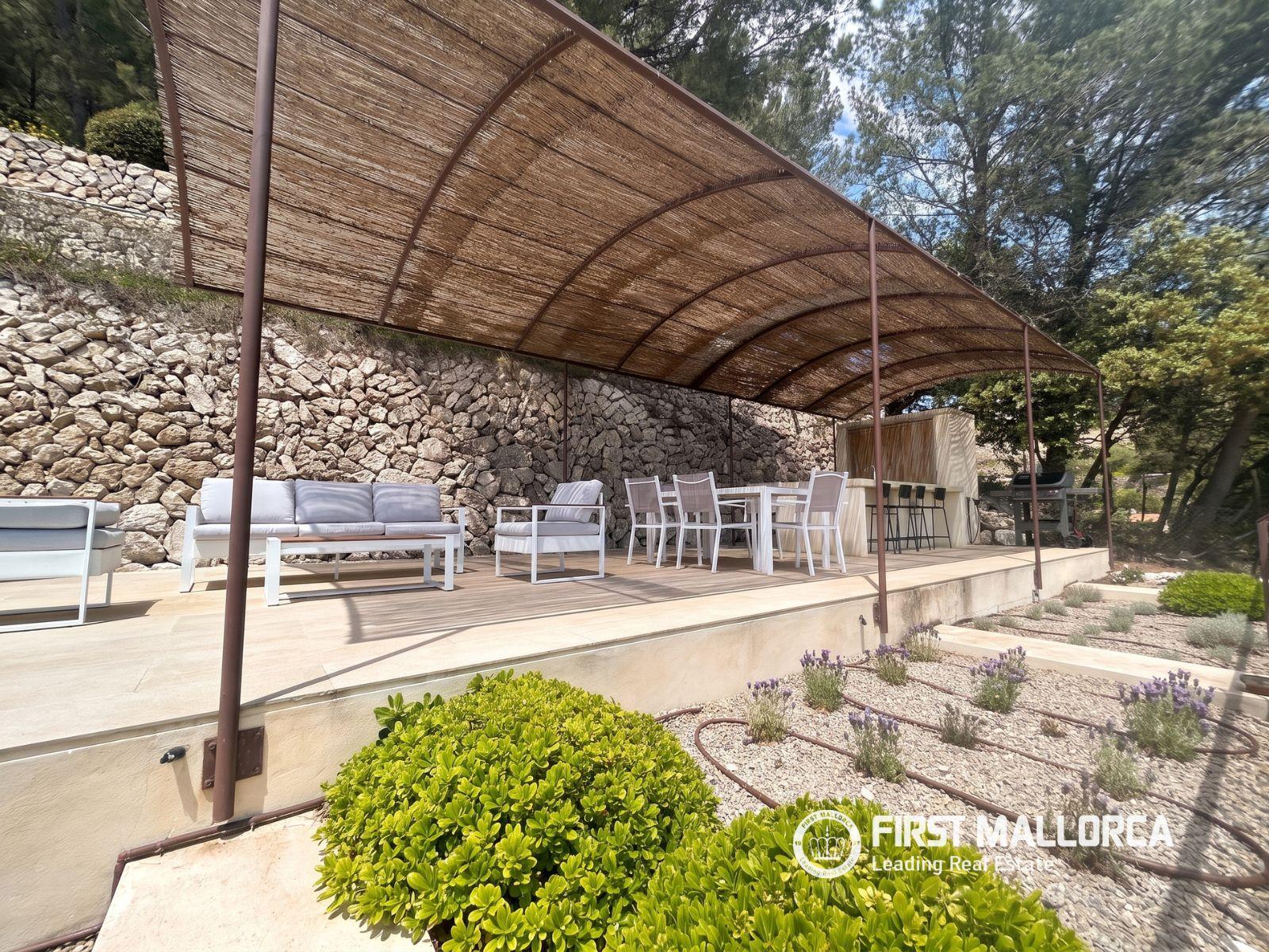 Villa for Rent in Puigpunyent