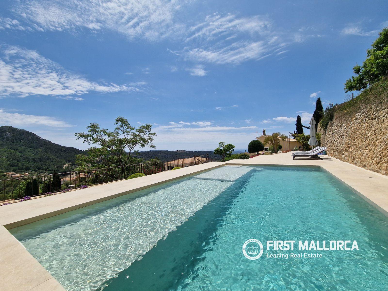 Villa for Rent in Puigpunyent
