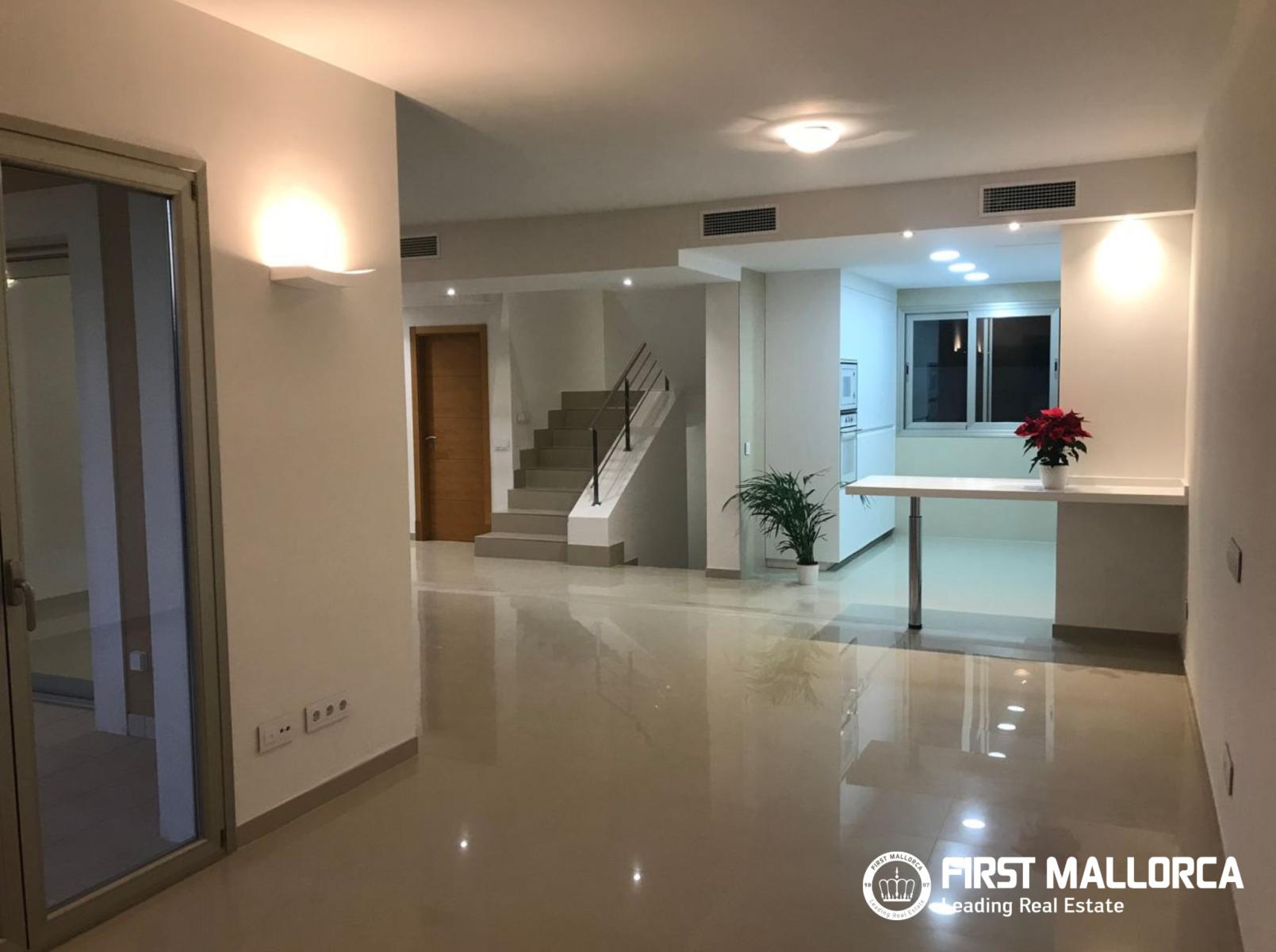 Semi-detached House for Rent in Calvià