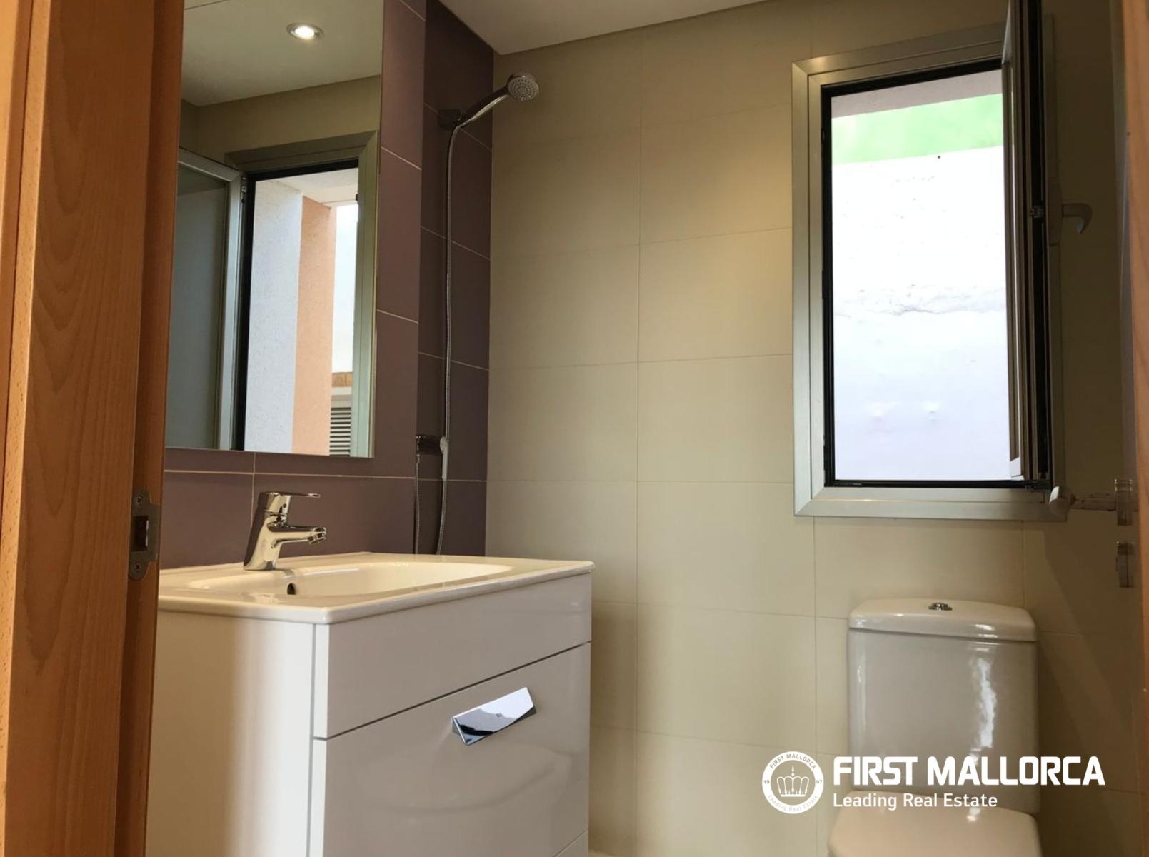 Semi-detached House for Rent in Calvià
