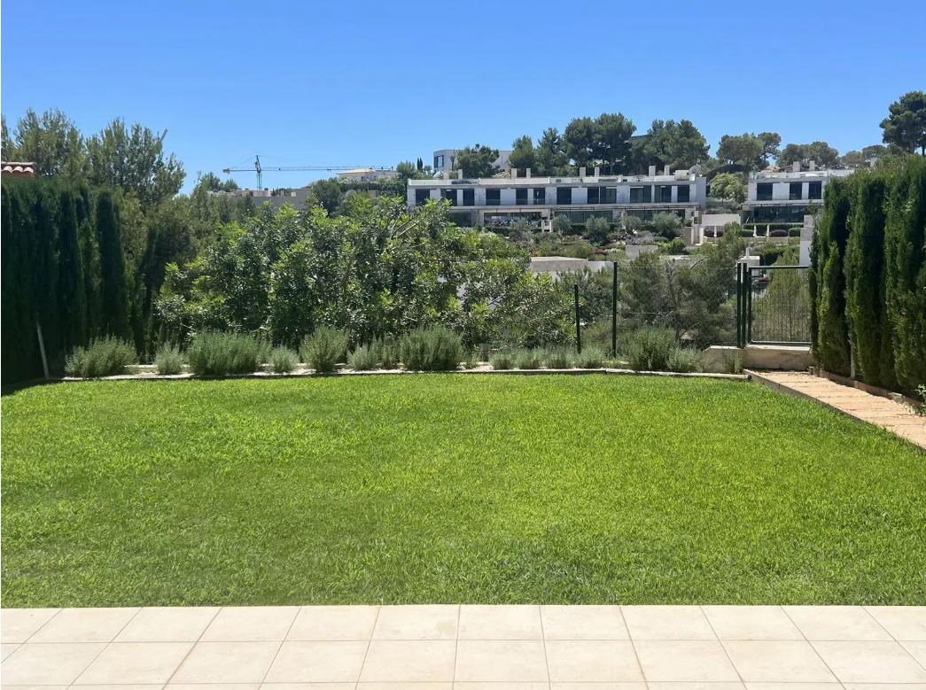Semi-detached House for Rent in Calvià