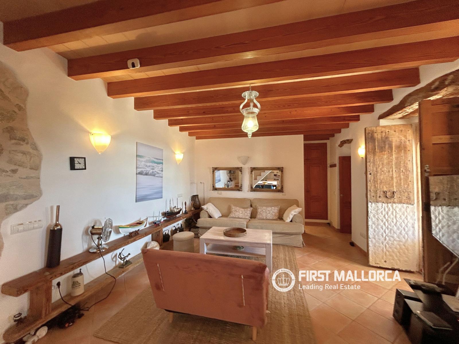 Country Property for Rent in Puigpunyent