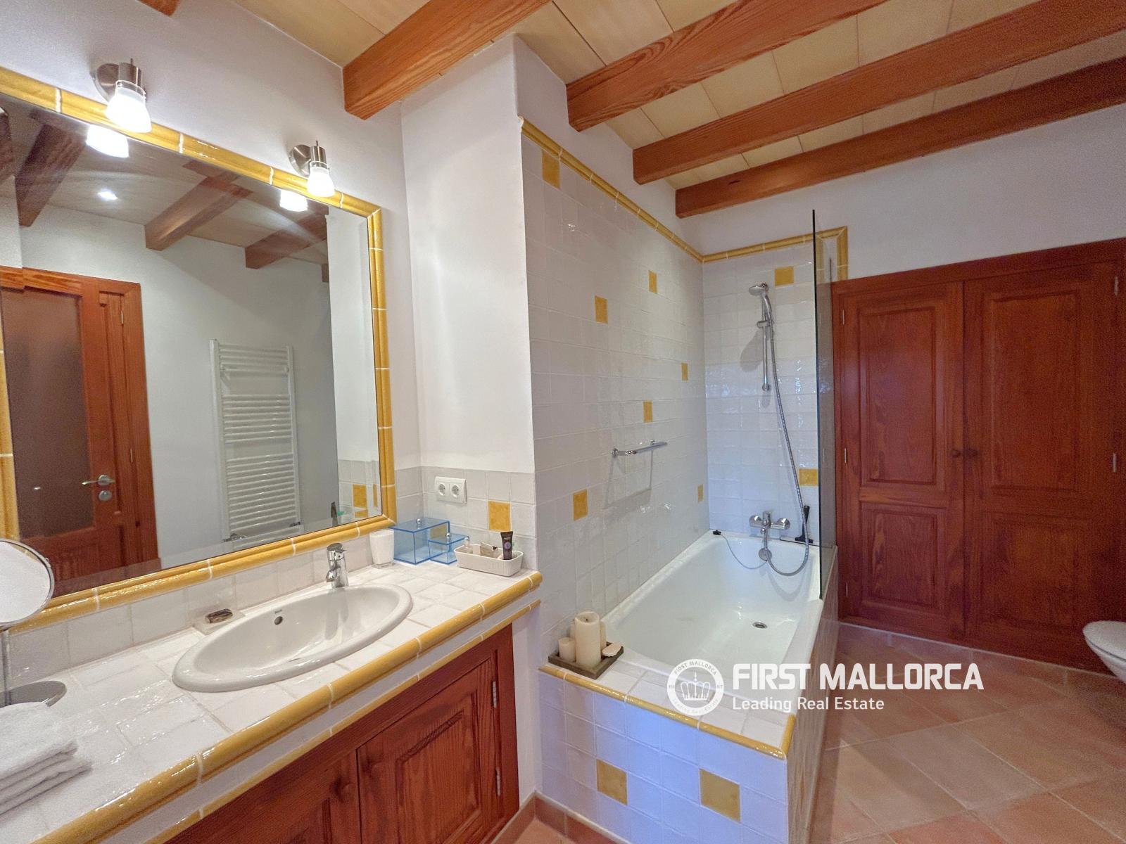 Country Property for Rent in Puigpunyent