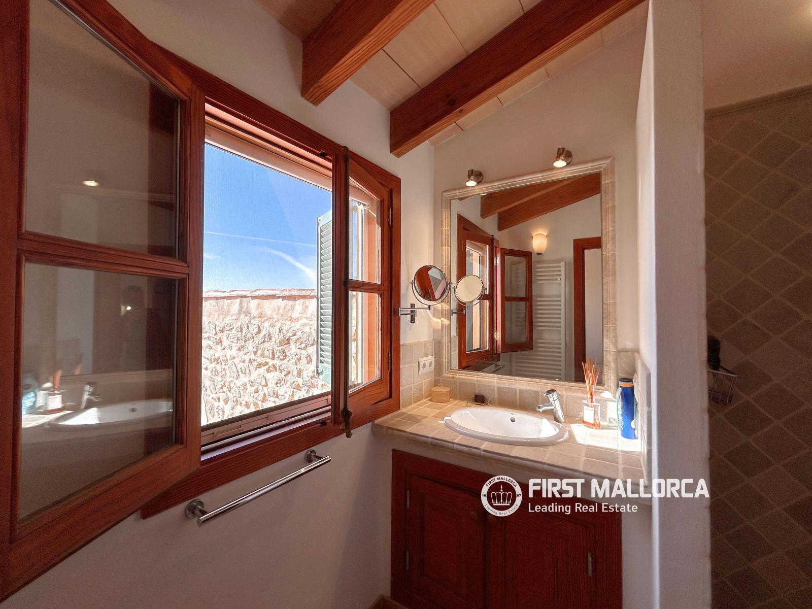 Country Property for Rent in Puigpunyent