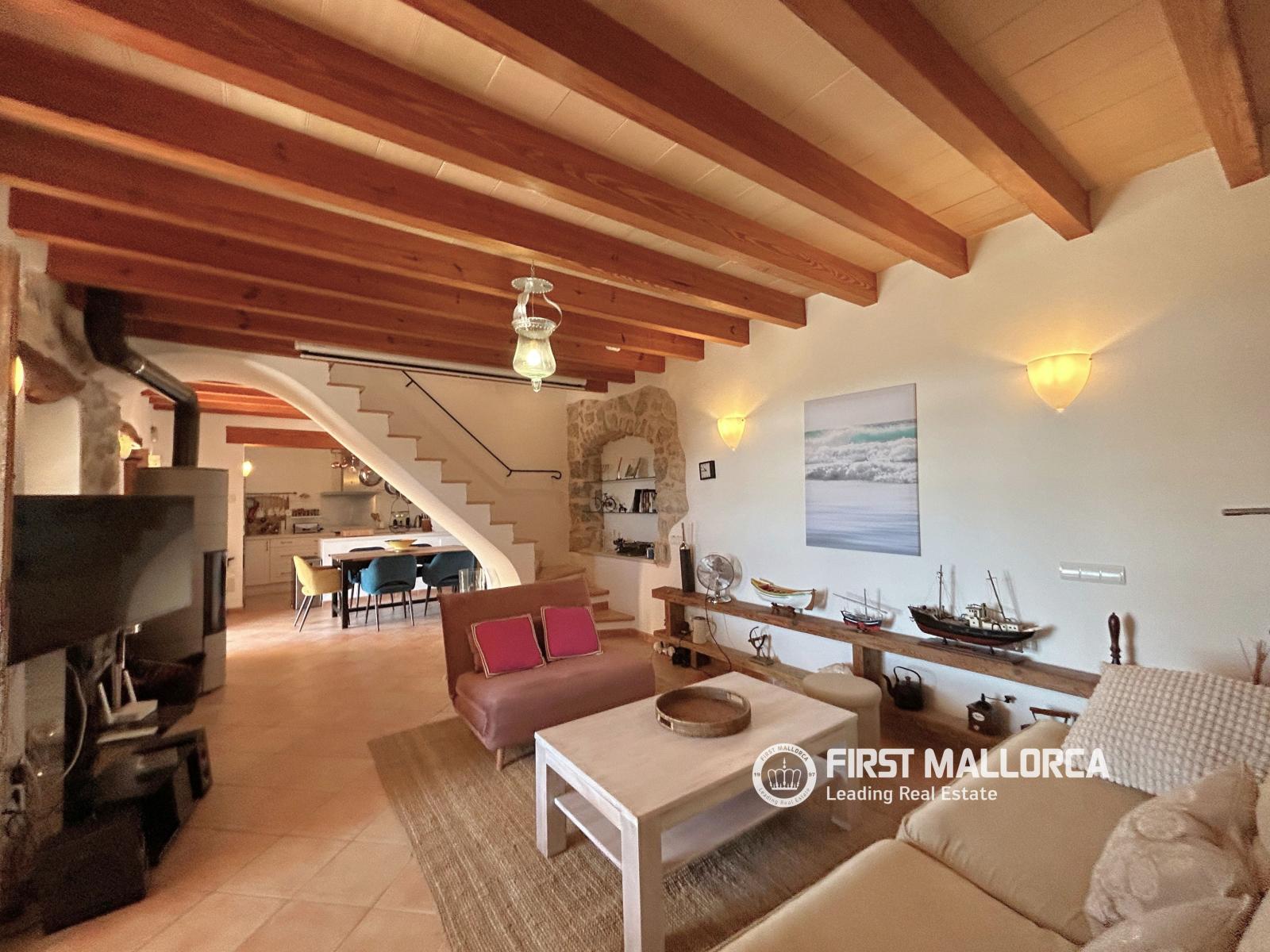 Country Property for Rent in Puigpunyent