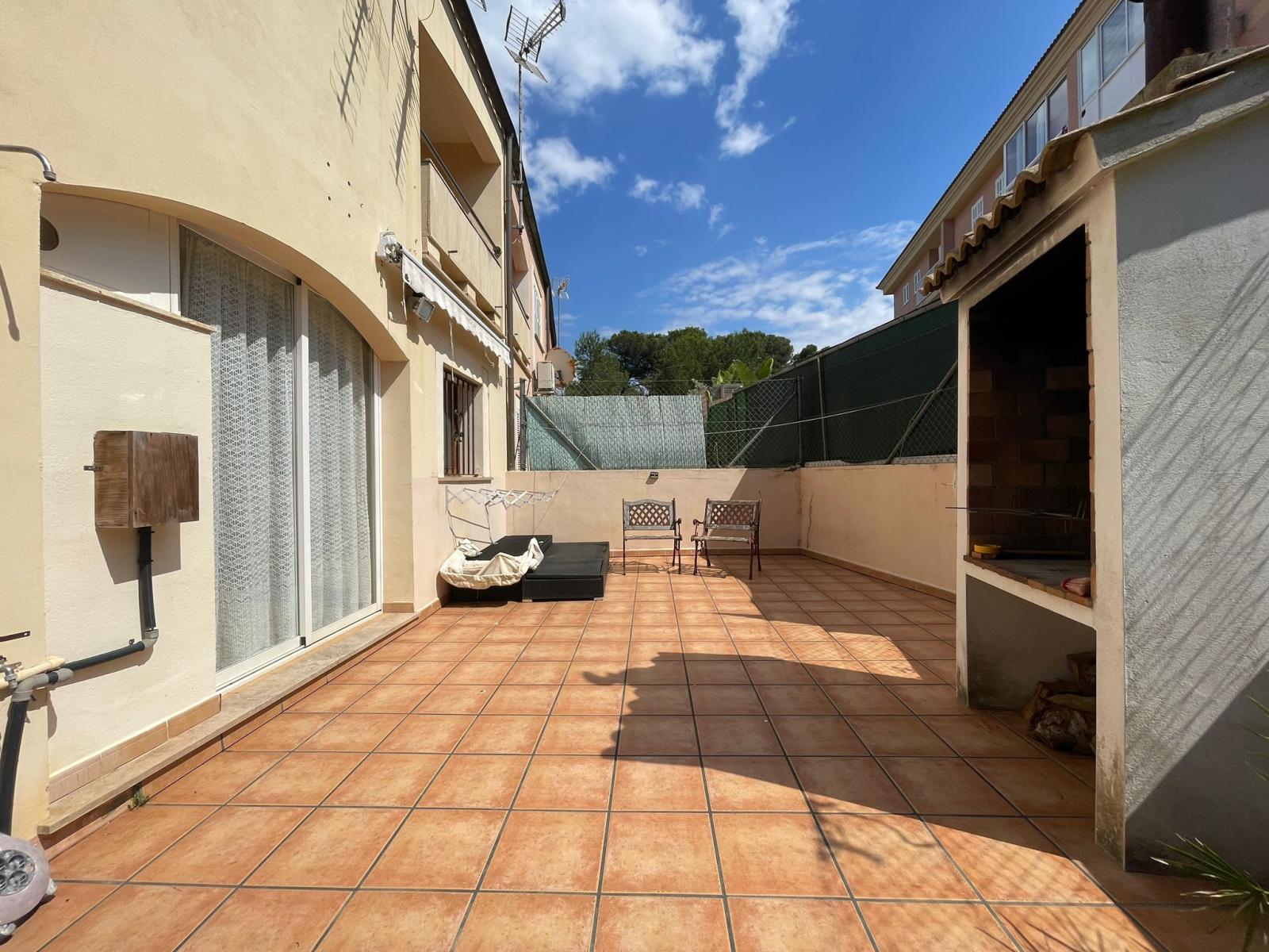 Semi-detached House for Rent in Santa Margalida