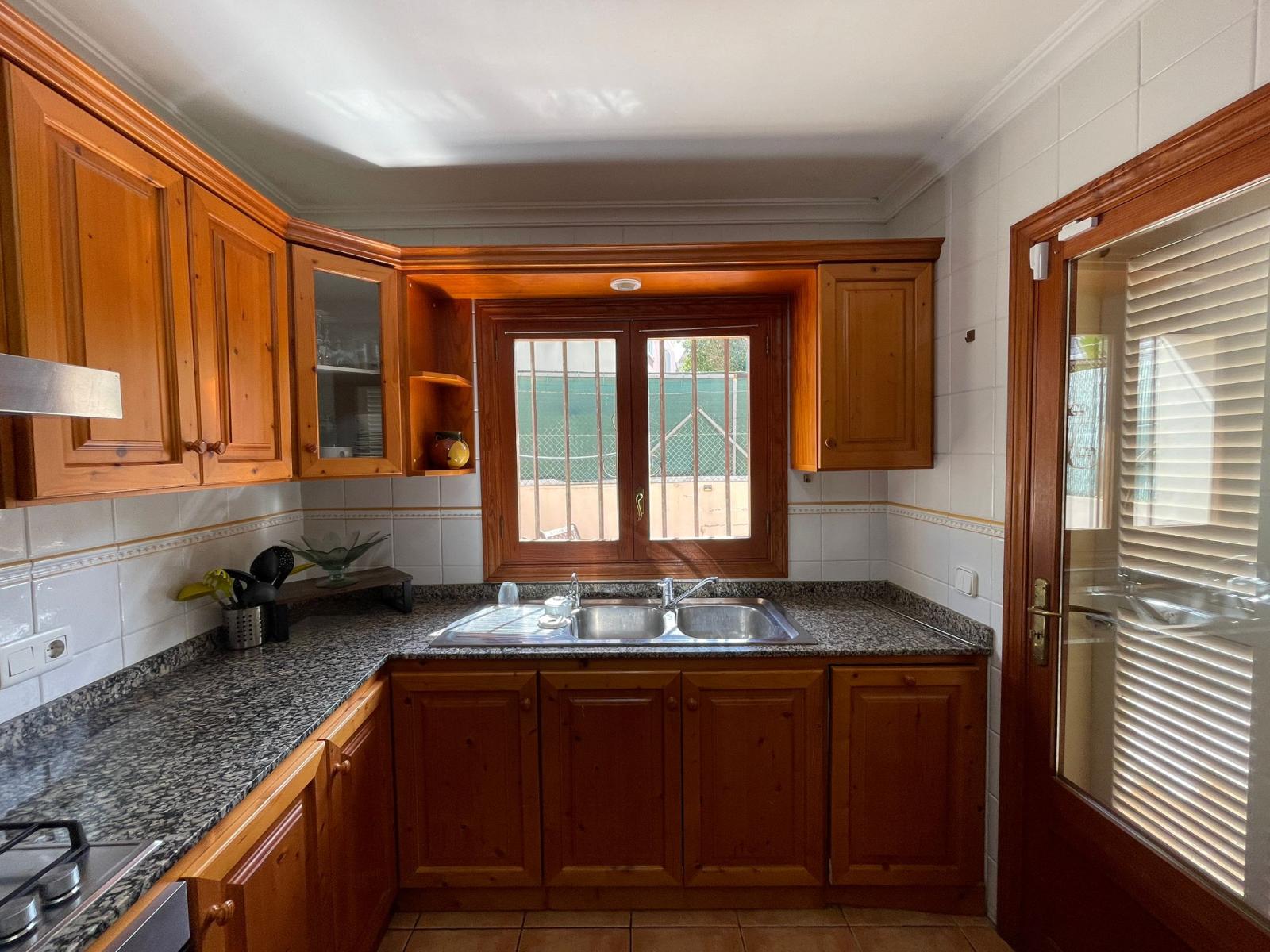 Semi-detached House for Rent in Santa Margalida