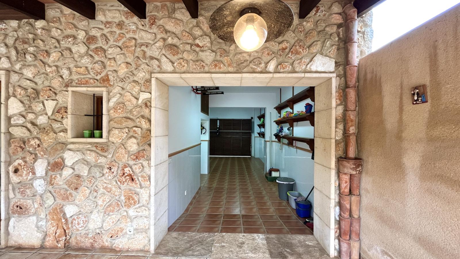 Villa for Rent in Manacor