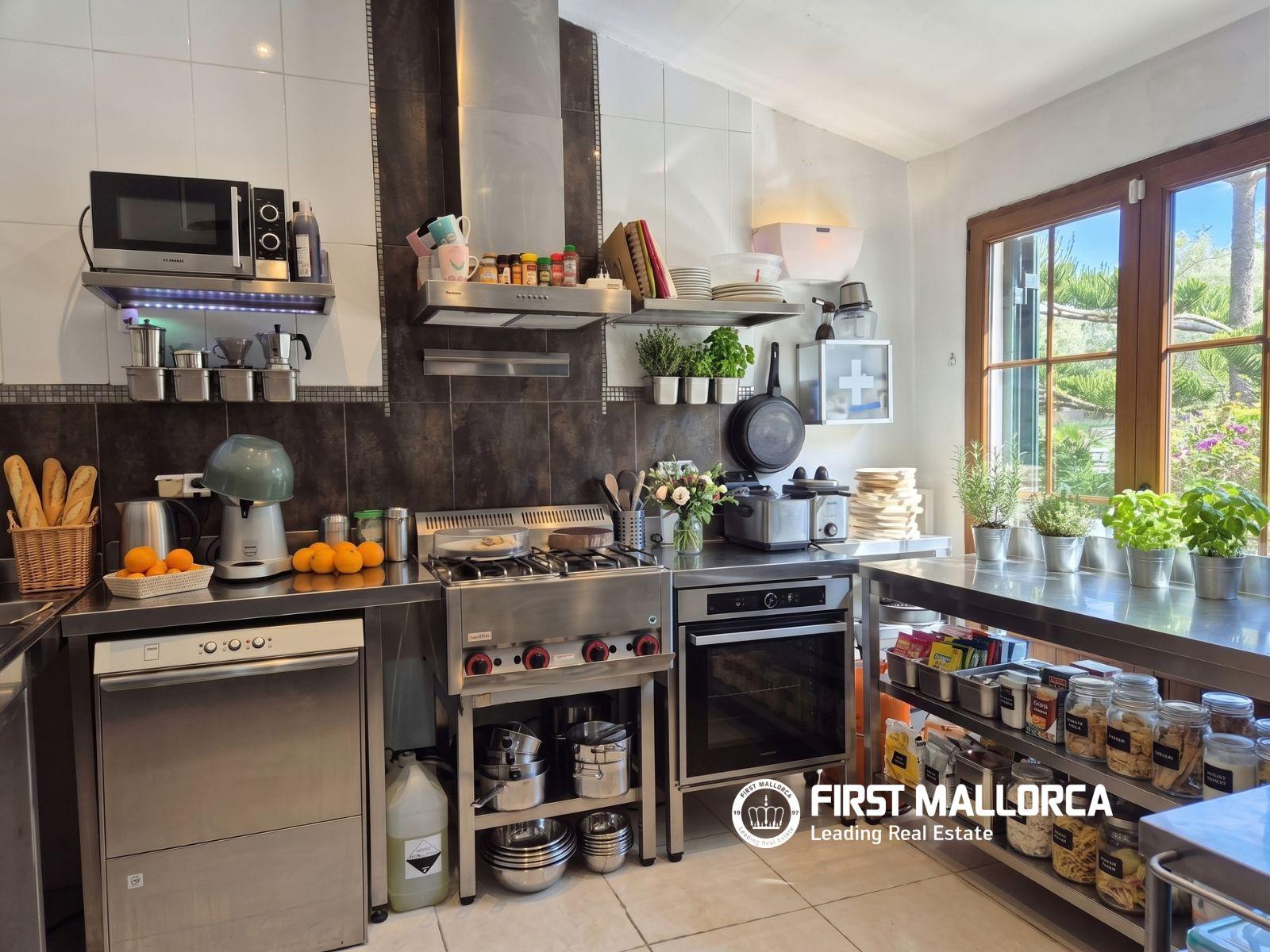 Premise for Sale in Bunyola