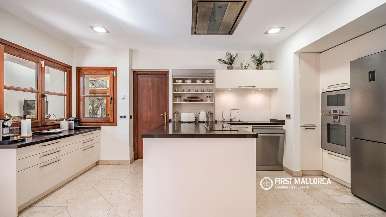 Villa for Rent in Calvià
