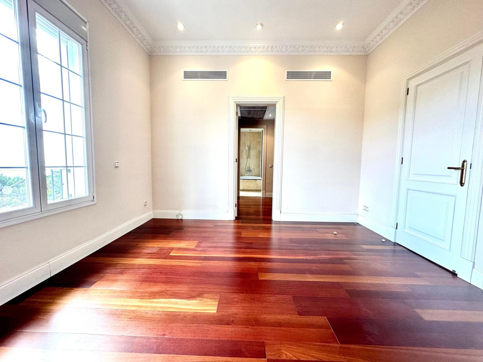 Villa for Rent in Calvià