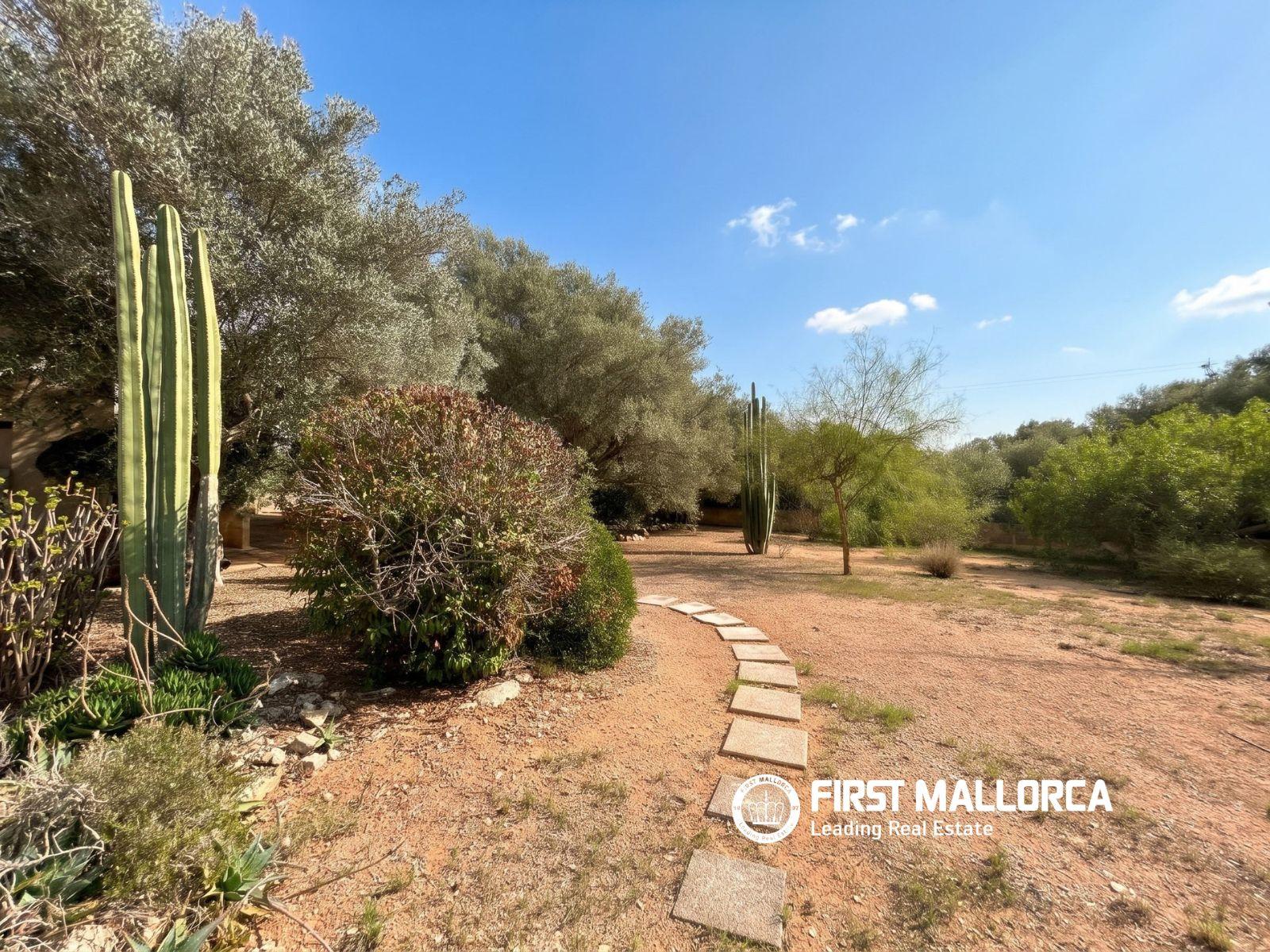 Villa for Sale in Marratxí