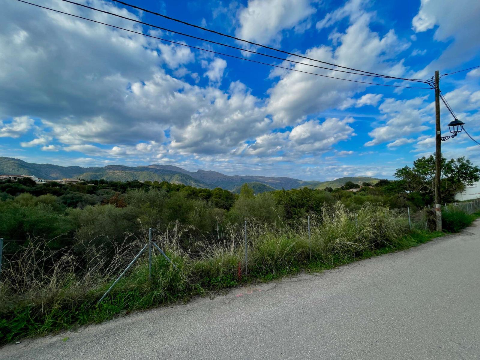 Building Site for Sale in Campanet