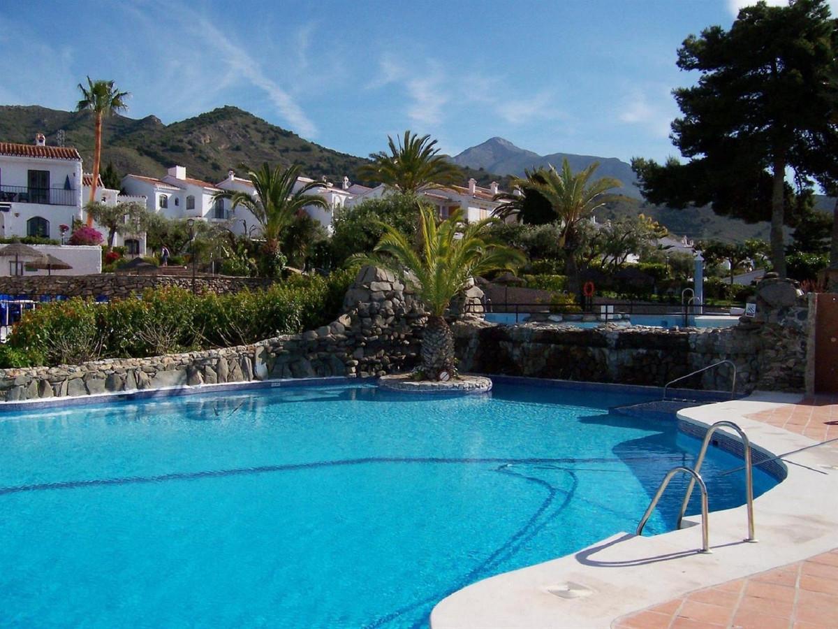 Pareado en Venta en Nerja