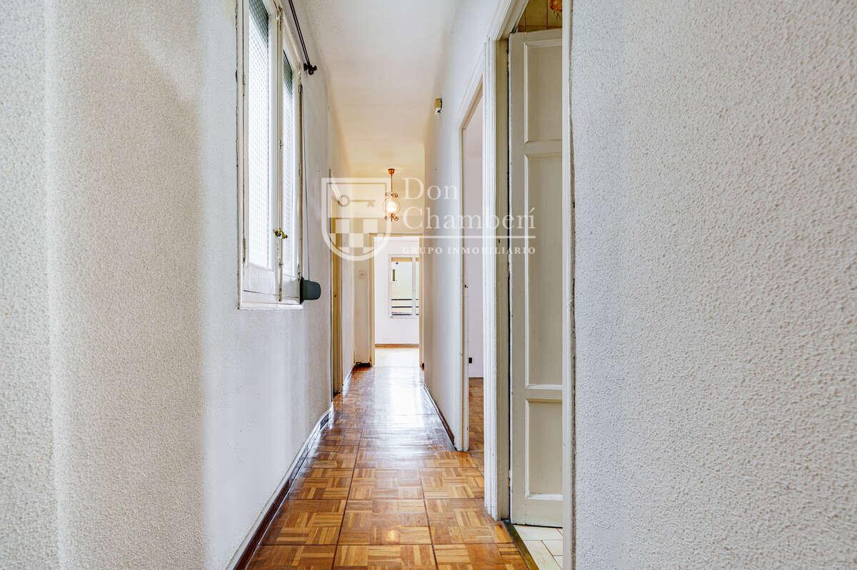 Apartment for Sale in Madrid