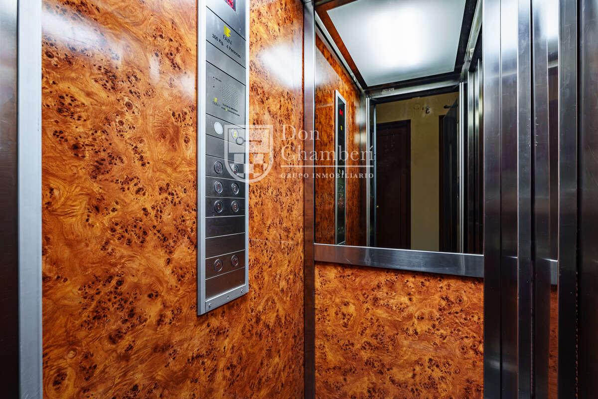 Apartment for Sale in Madrid