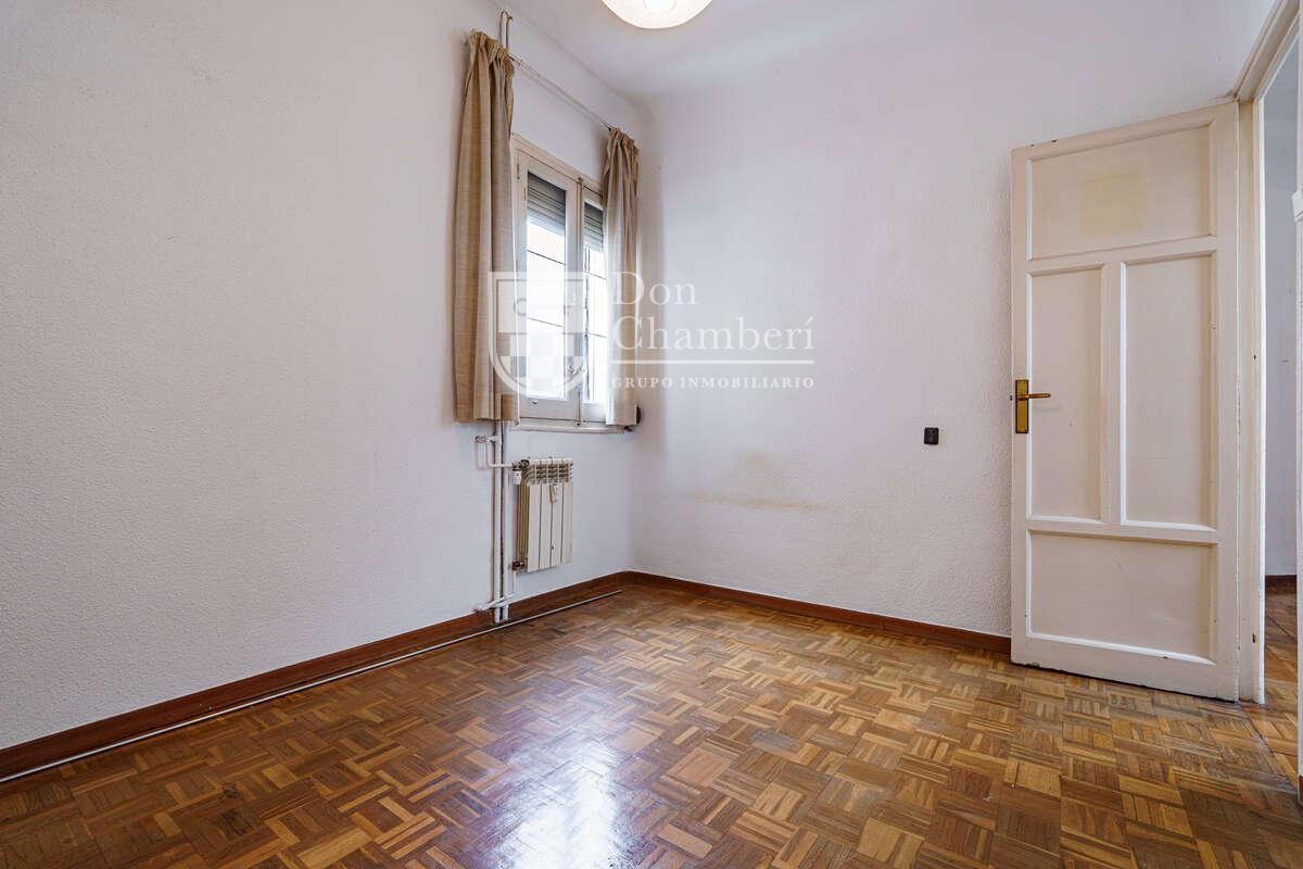 Apartment for Sale in Madrid
