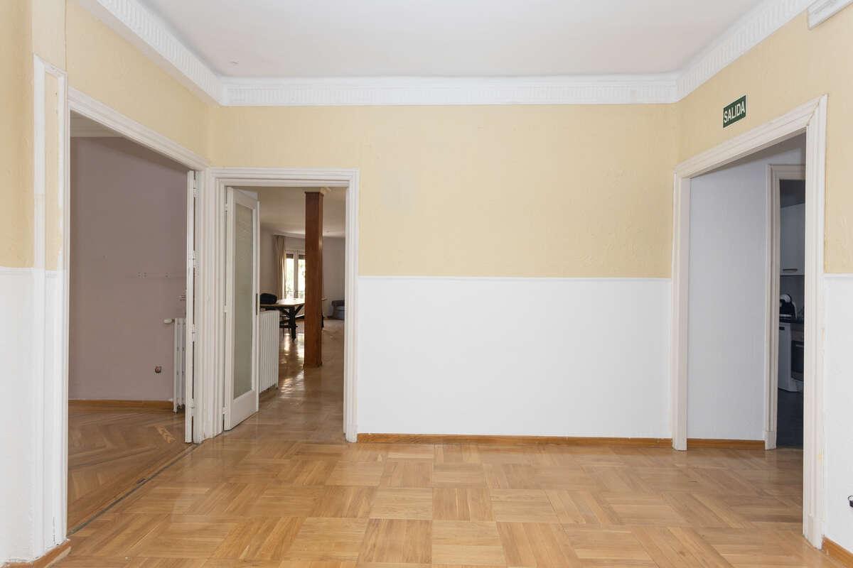 Apartment for Sale in Madrid
