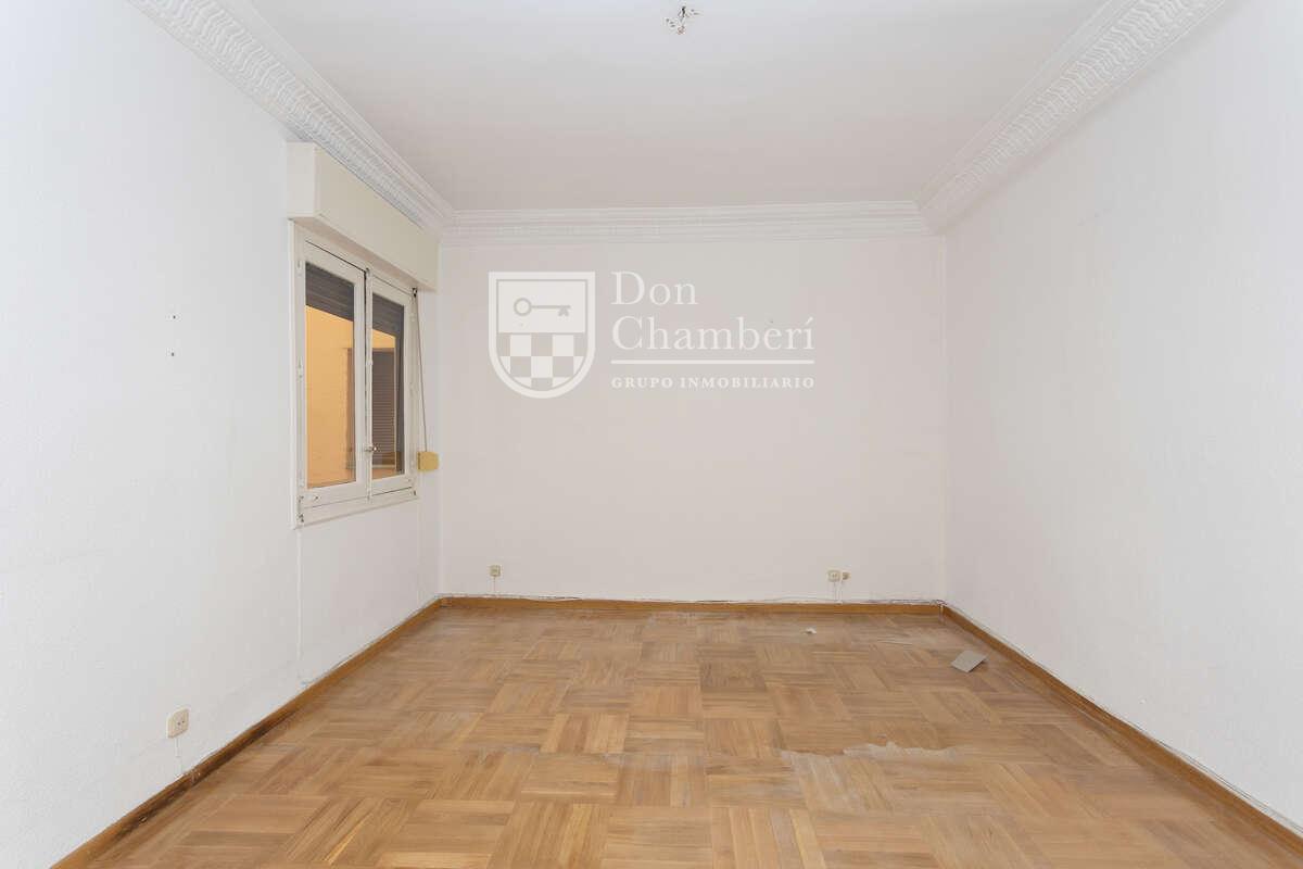 Apartment for Sale in Madrid