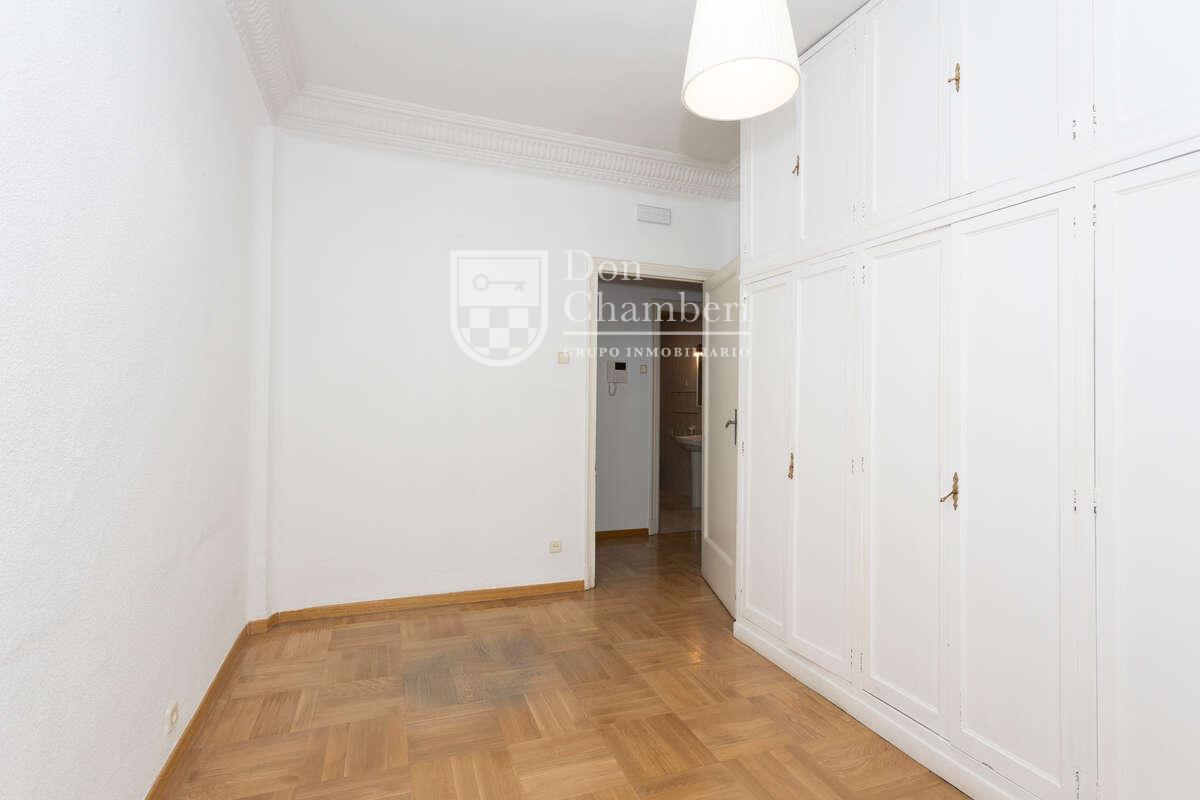 Apartment for Sale in Madrid