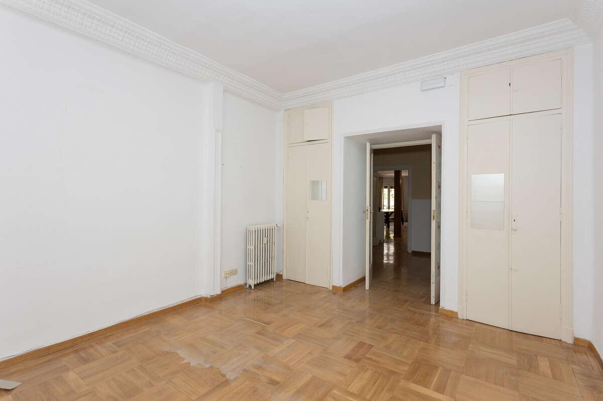 Apartment for Sale in Madrid